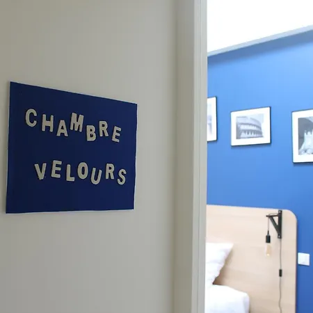 Les D'hotes Du Fil Rouge 住宿加早餐酒店 Armentières